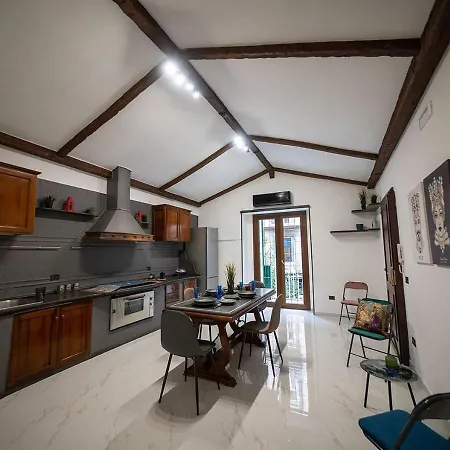 Vesuvius Luxury Home-3